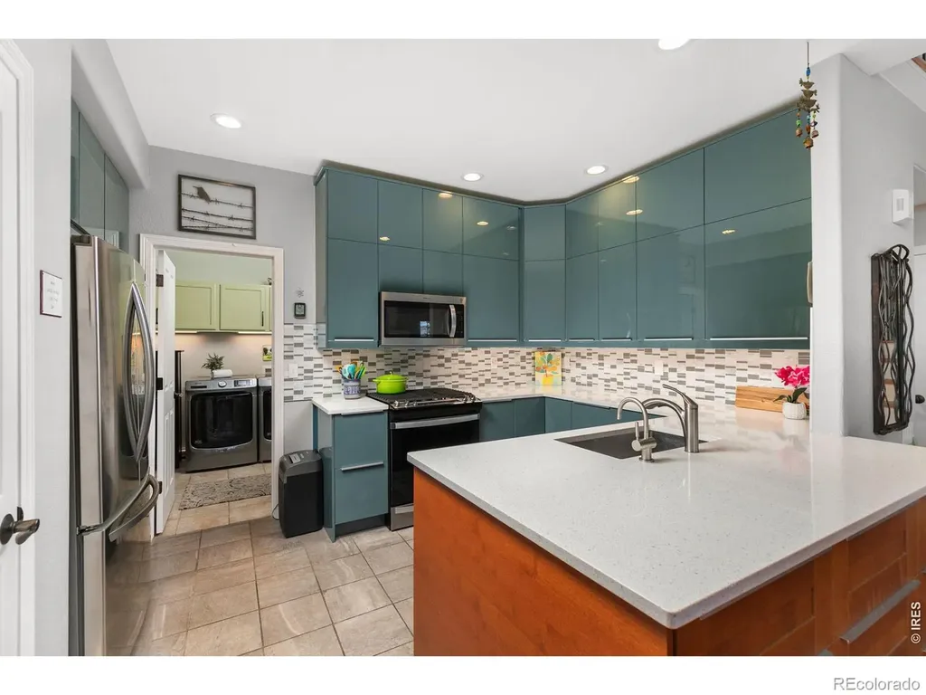 8887 Tappy Toorie Circle Littleton CO 80129