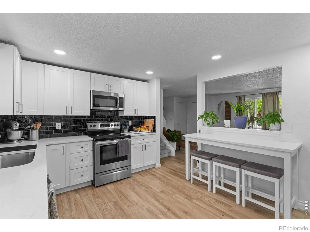 927 E 4th Avenue Longmont CO 80504