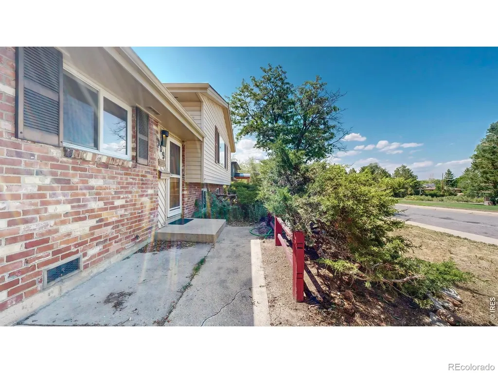 915 Yale Road Boulder CO 80305