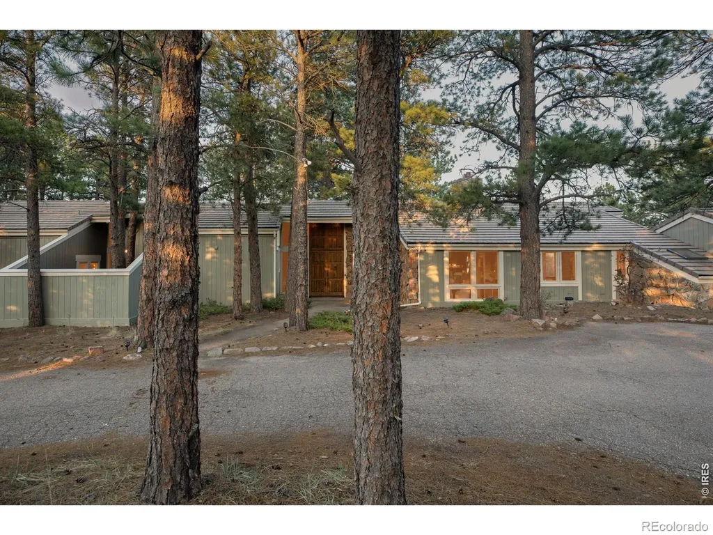 2790 Lee Hill Drive Boulder CO 80302