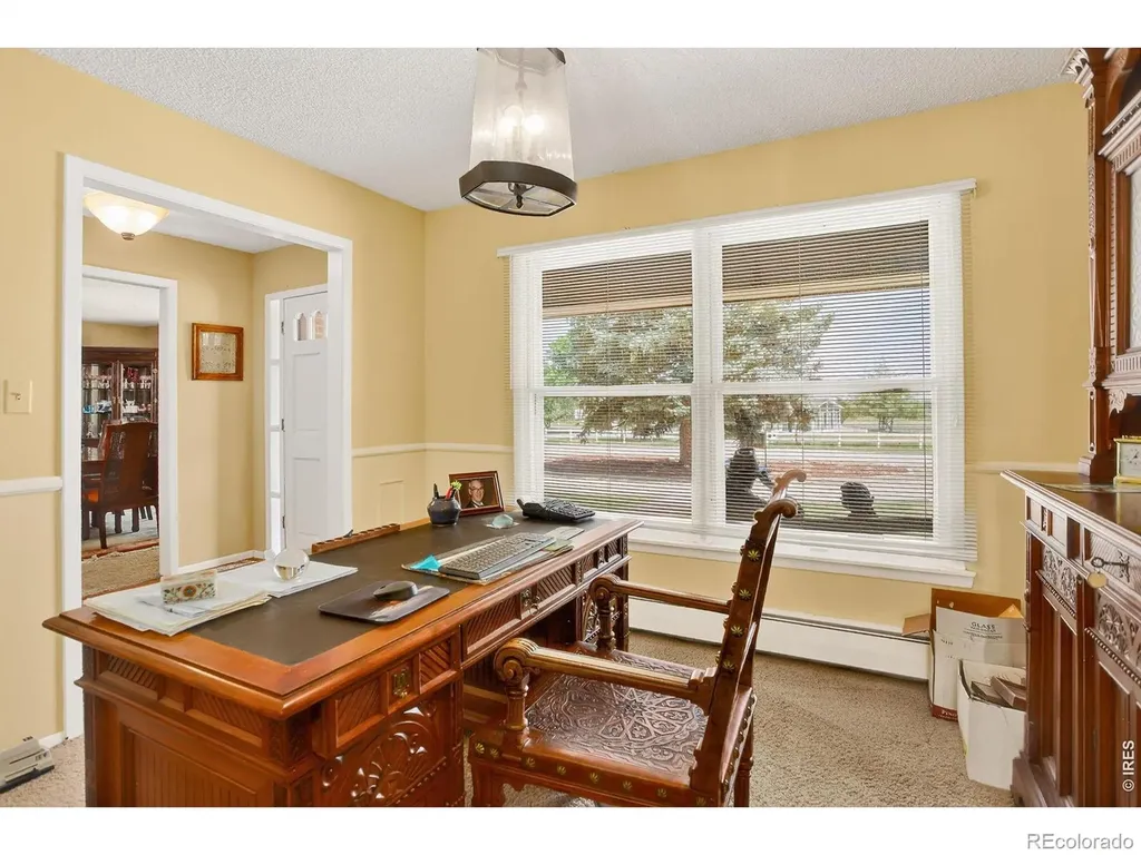 2316 Horseshoe Circle Longmont CO 80504