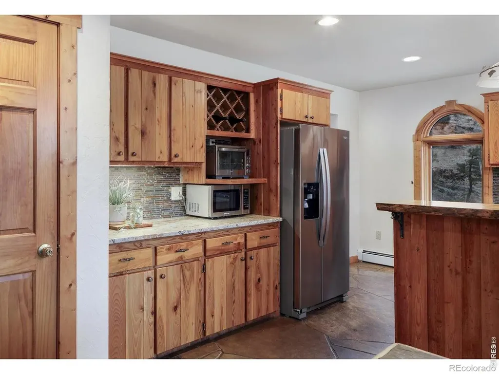 35 Cody Court Lyons CO 80540