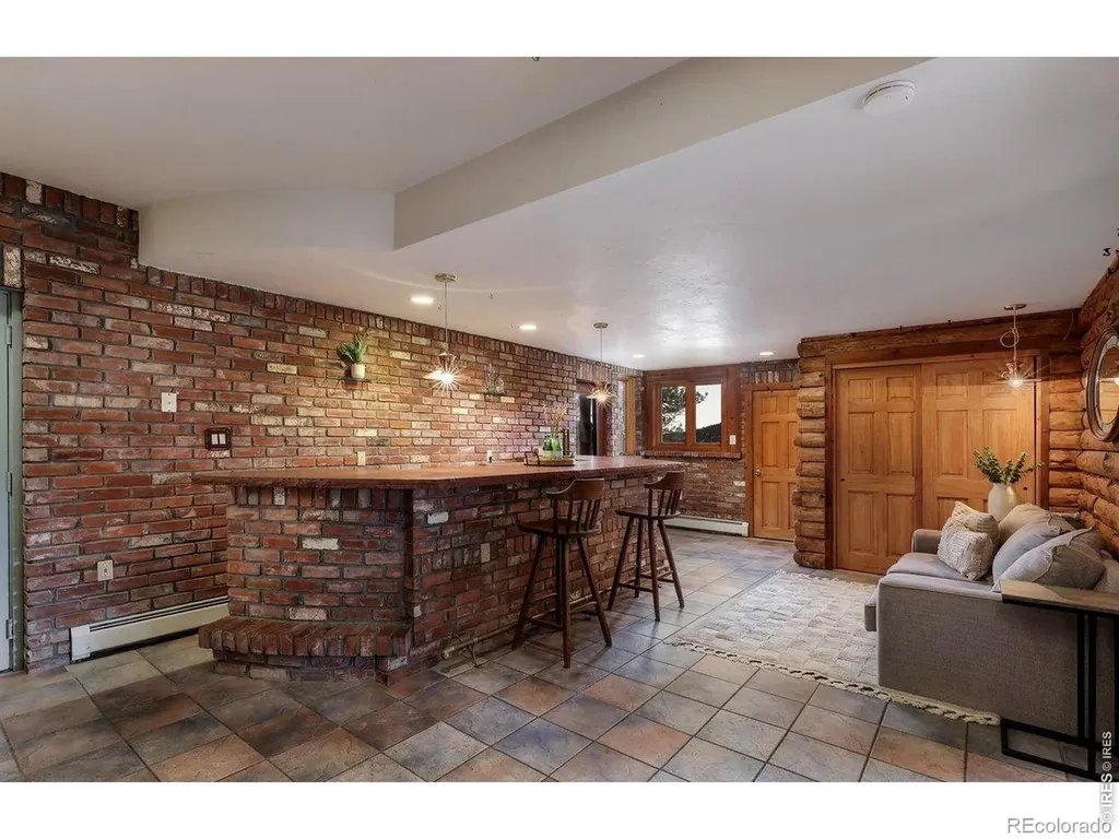 35 Cody Court Lyons CO 80540