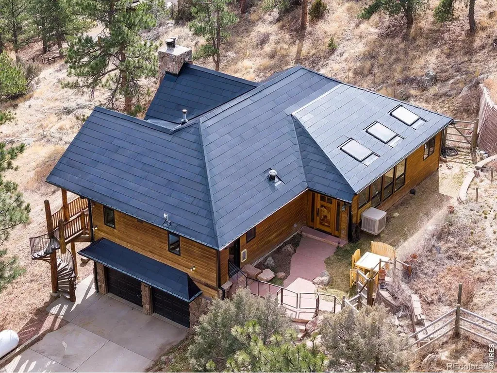 35 Cody Court Lyons CO 80540