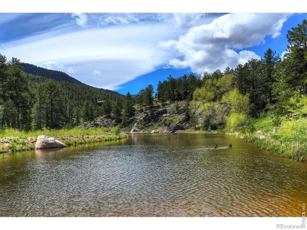 35 Cody Court Lyons CO 80540