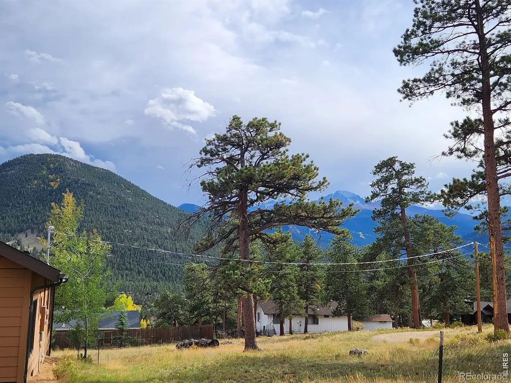 739 Larkspur Road Estes Park CO 80517