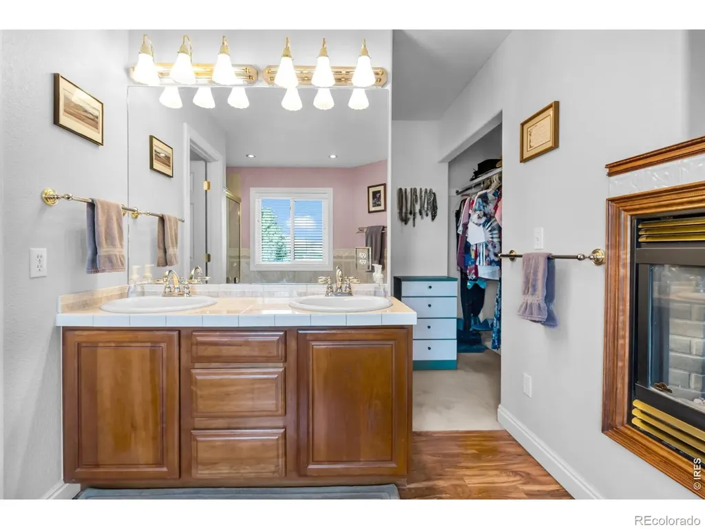 1687 Radcliffe Place Longmont CO 80503
