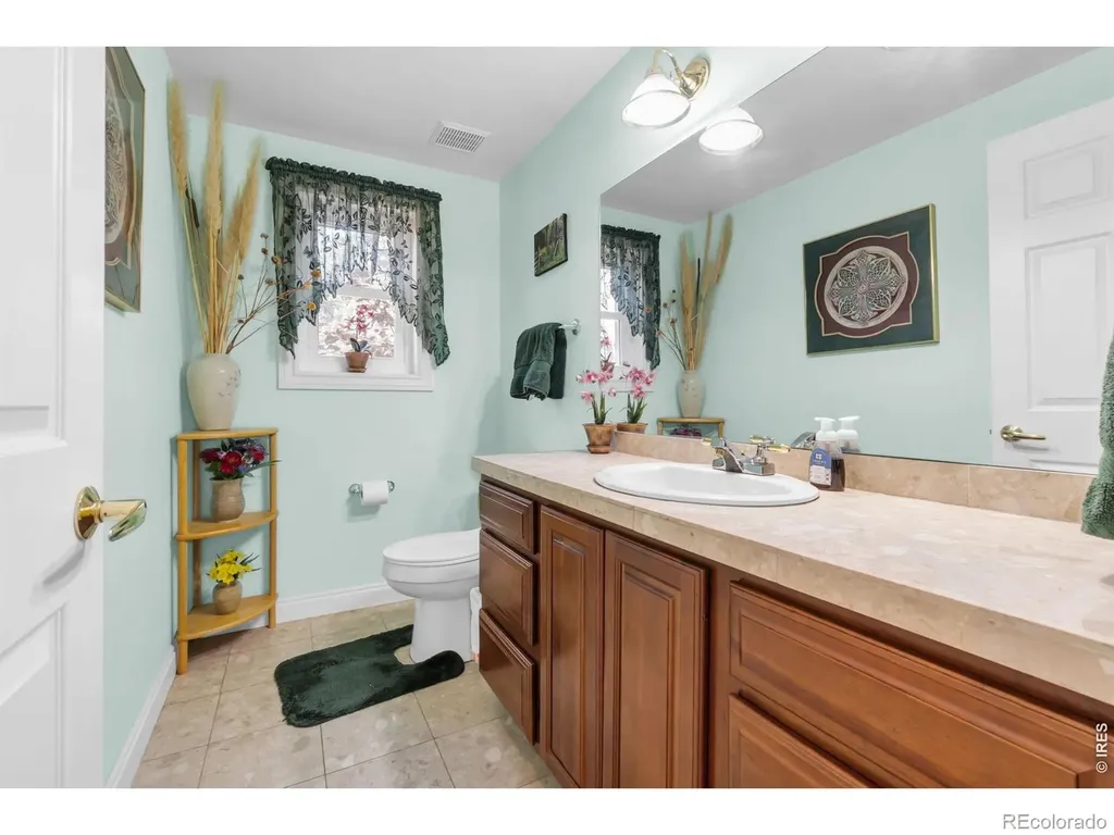 1687 Radcliffe Place Longmont CO 80503