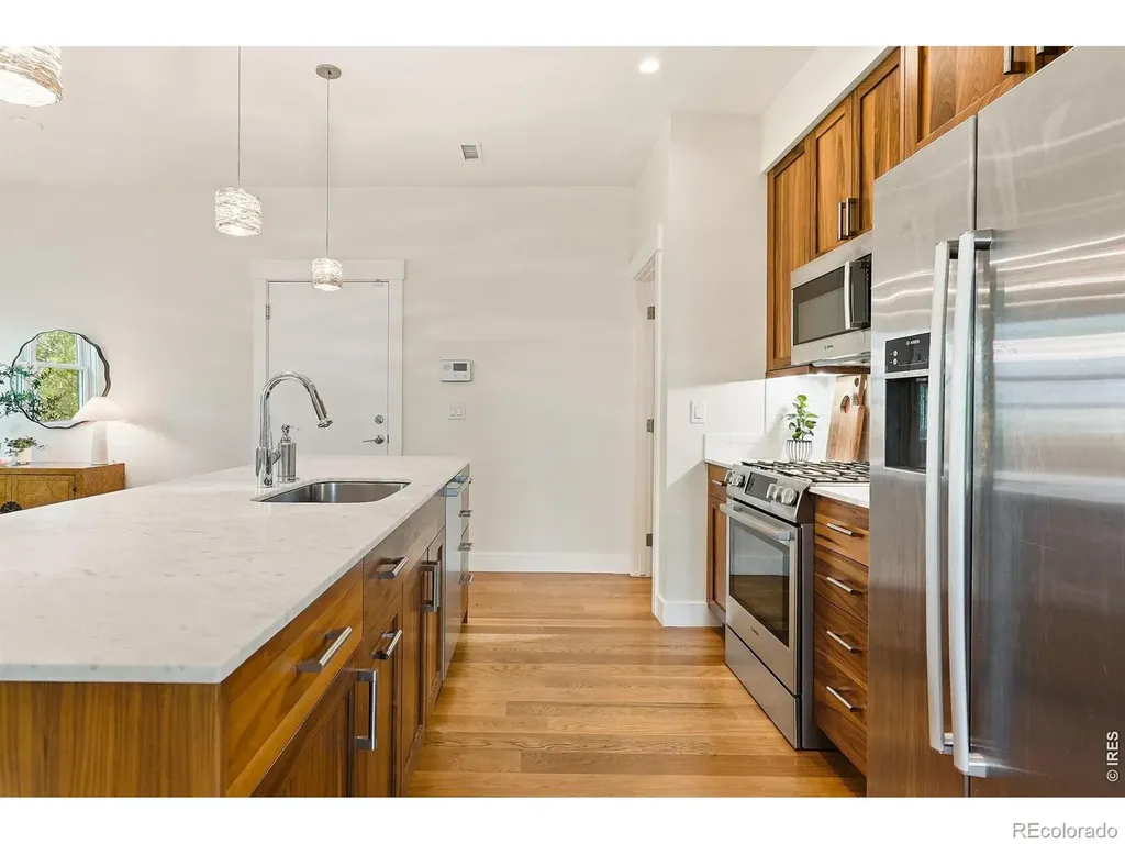 2056 Walnut Street Boulder CO 80302