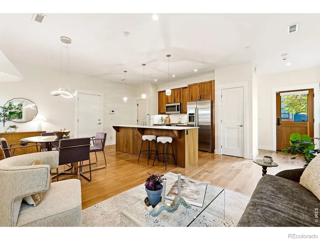 2056 Walnut Street Boulder CO 80302