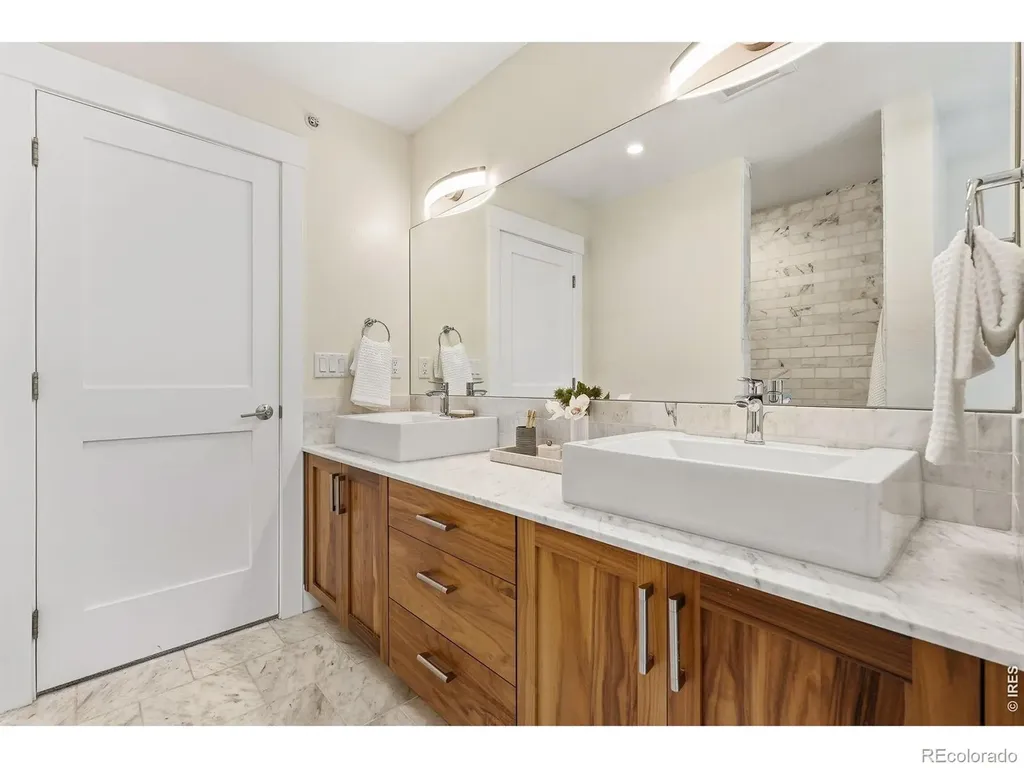 2056 Walnut Street Boulder CO 80302