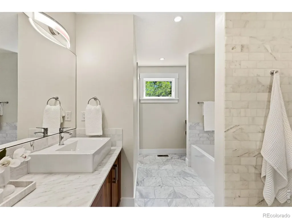 2056 Walnut Street Boulder CO 80302