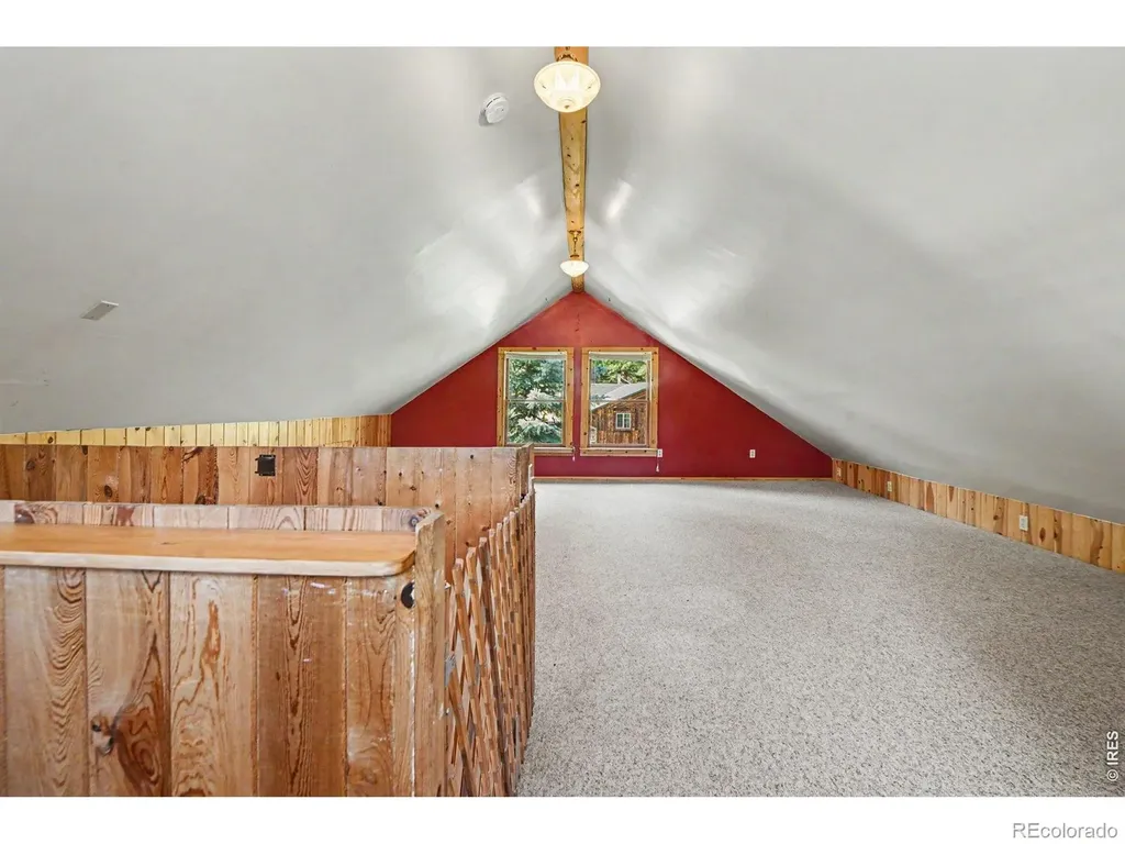 19 Pipers Canyon Rd Road Glen Haven CO 80532