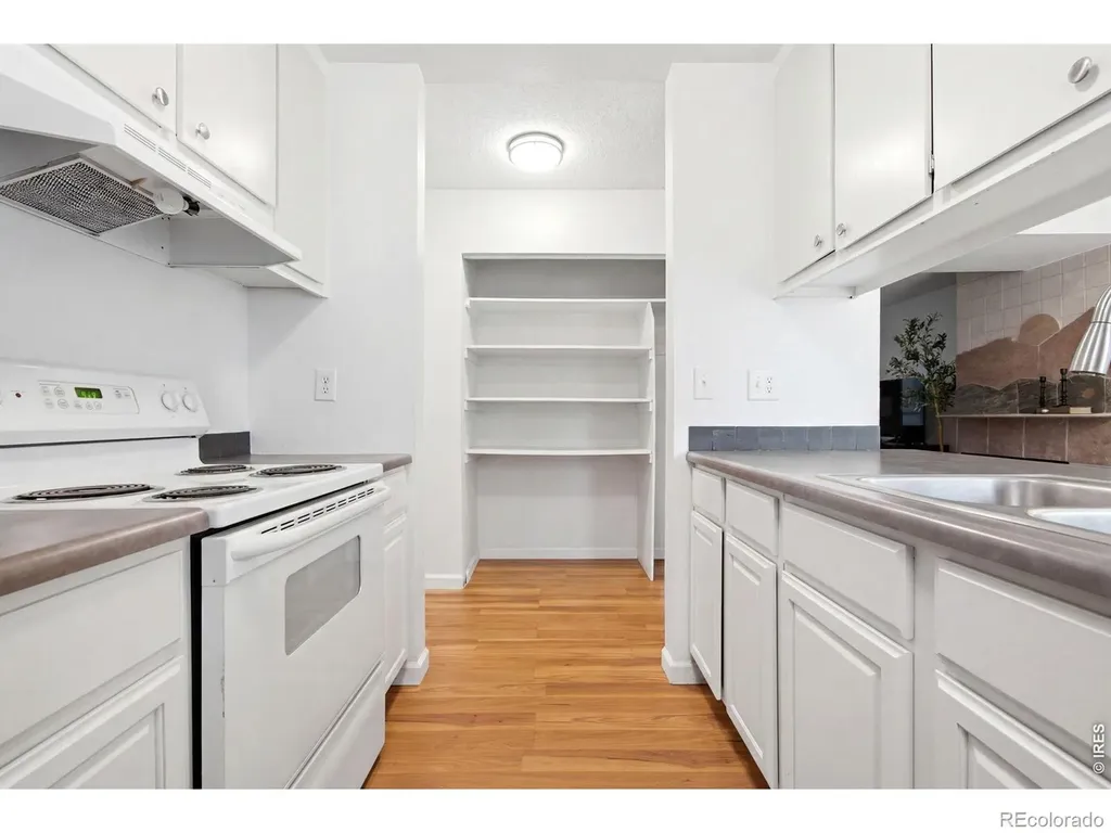 3747 S Granby Way Aurora CO 80014