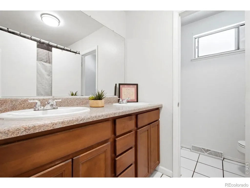 3747 S Granby Way Aurora CO 80014