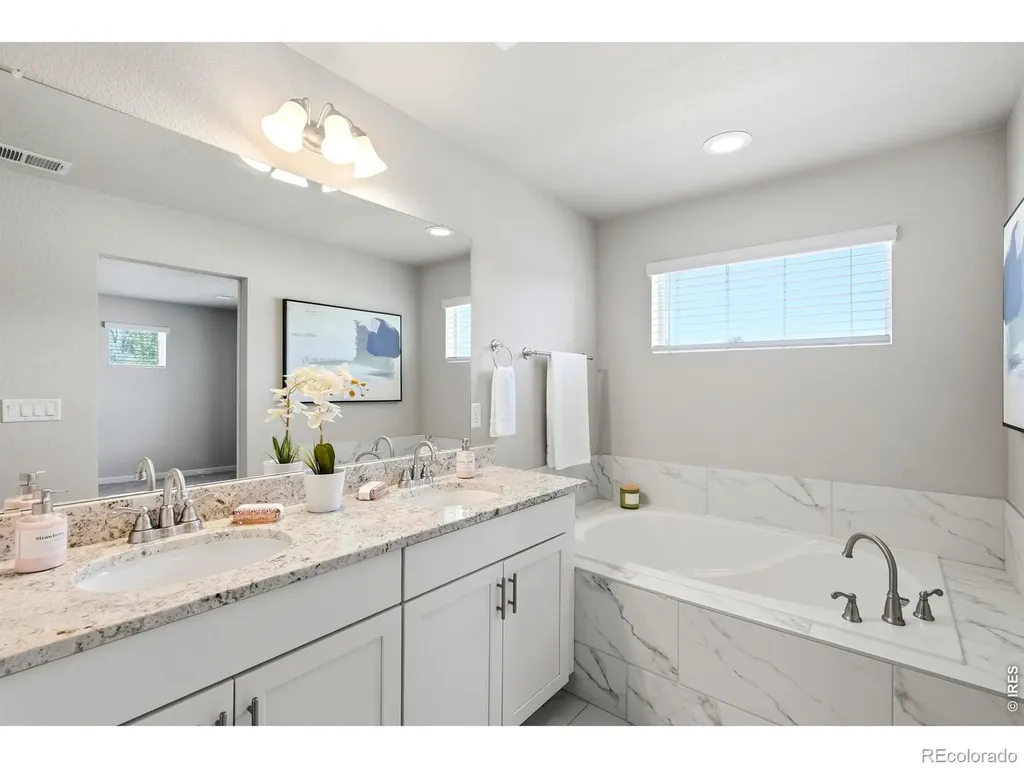 683 Stonebridge Drive Longmont CO 80503