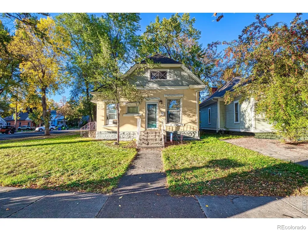 Fort Collins CO, 530 Mathews Street