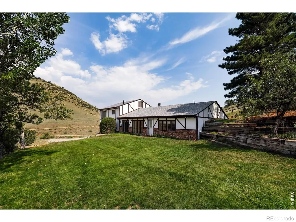 15950 Dakota Ridge Road Longmont CO 80503