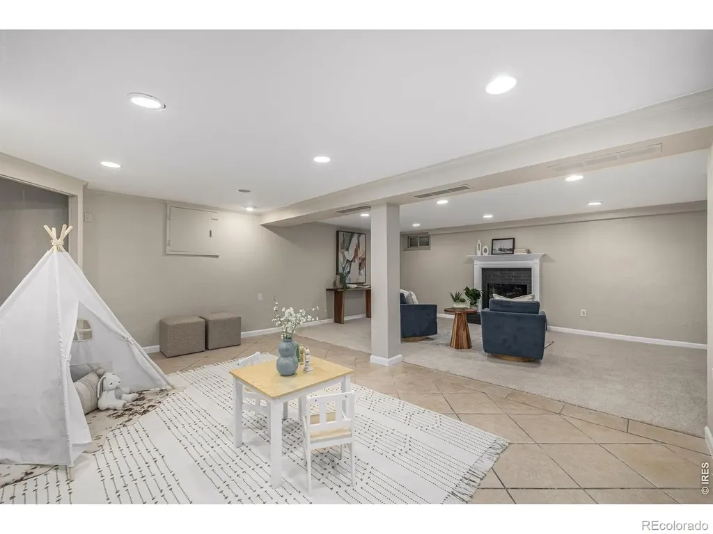 2540 S Jasmine Street Denver CO 80222