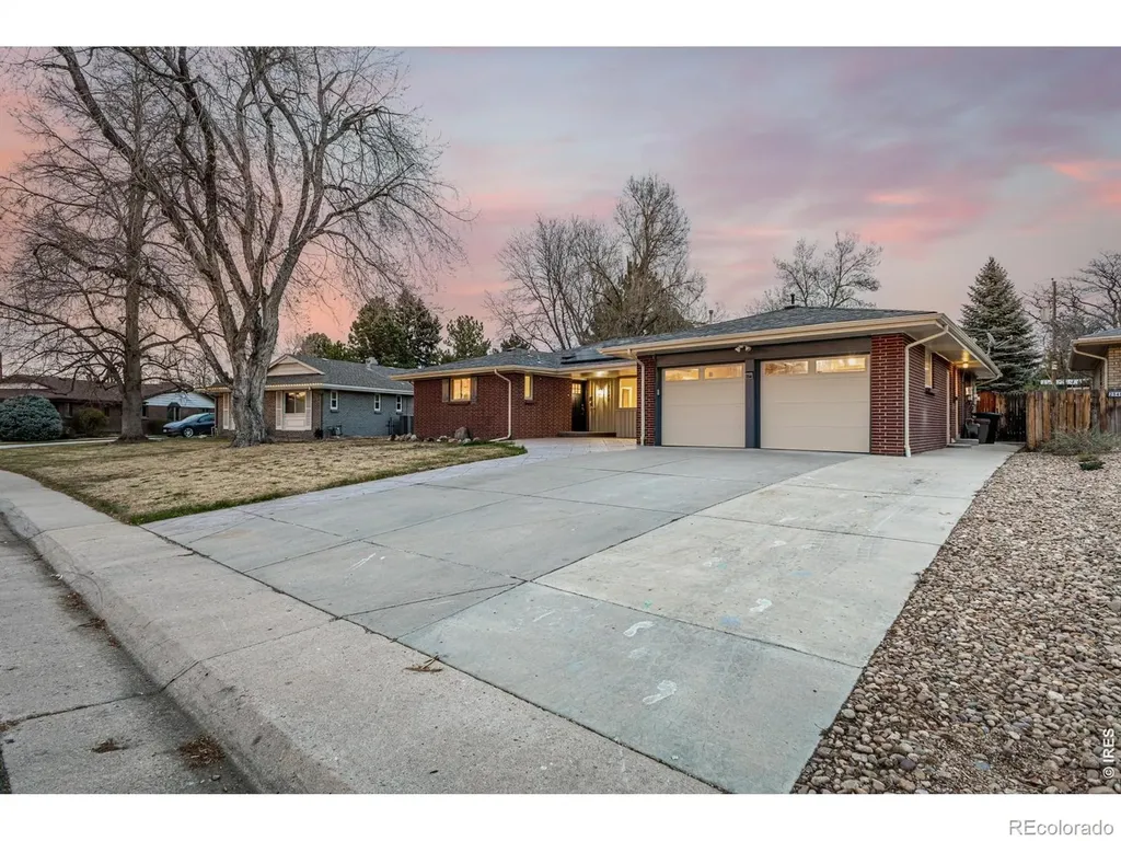 2540 S Jasmine Street Denver CO 80222