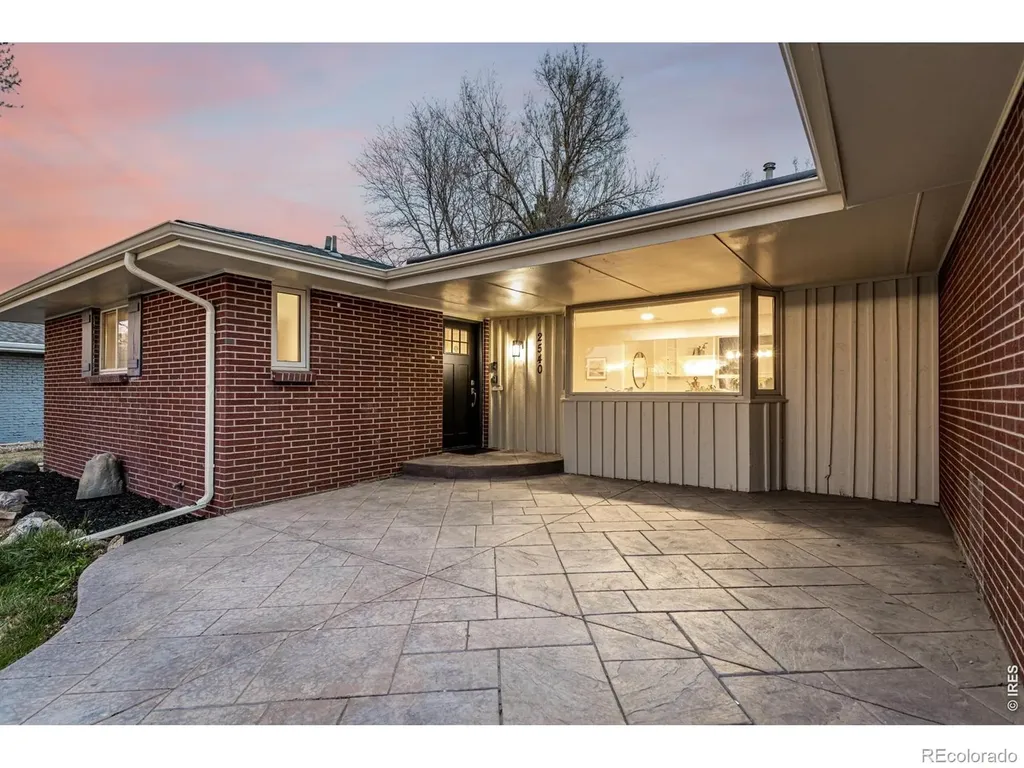 2540 S Jasmine Street Denver CO 80222