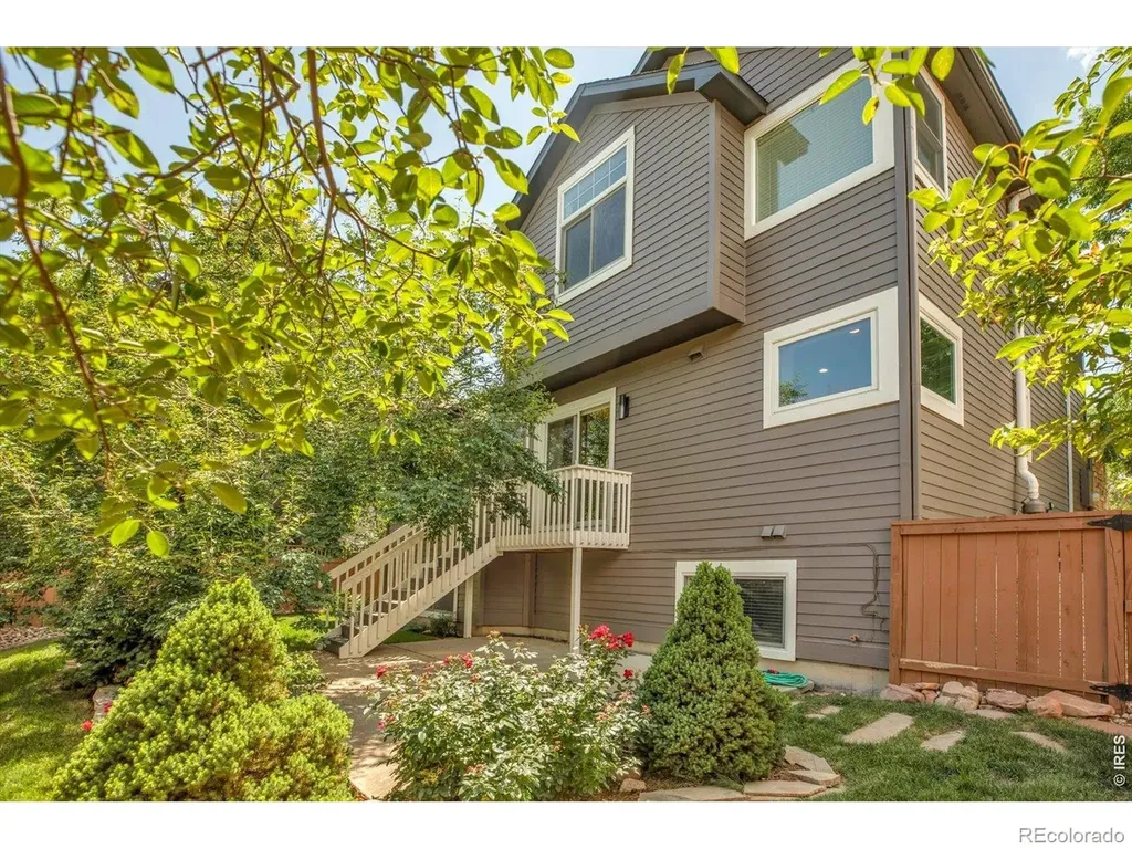 4874 Dakota Boulevard Boulder CO 80304