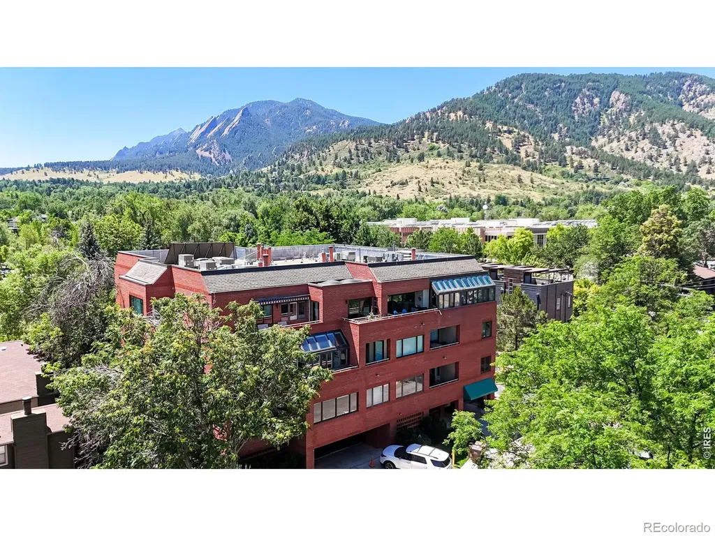 624 Pearl Street Boulder CO 80302