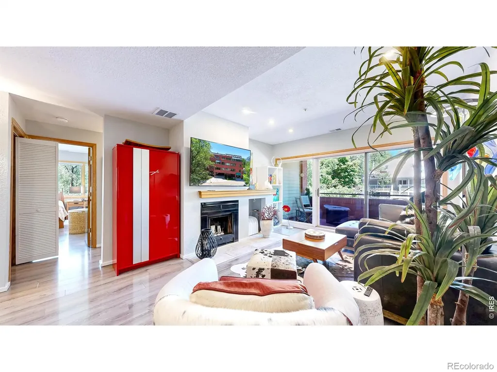 624 Pearl Street Boulder CO 80302