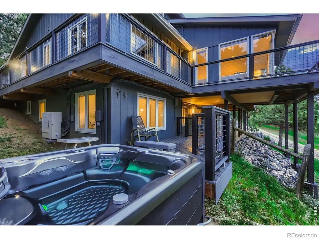 252 Pine Tree Lane Boulder CO 80304