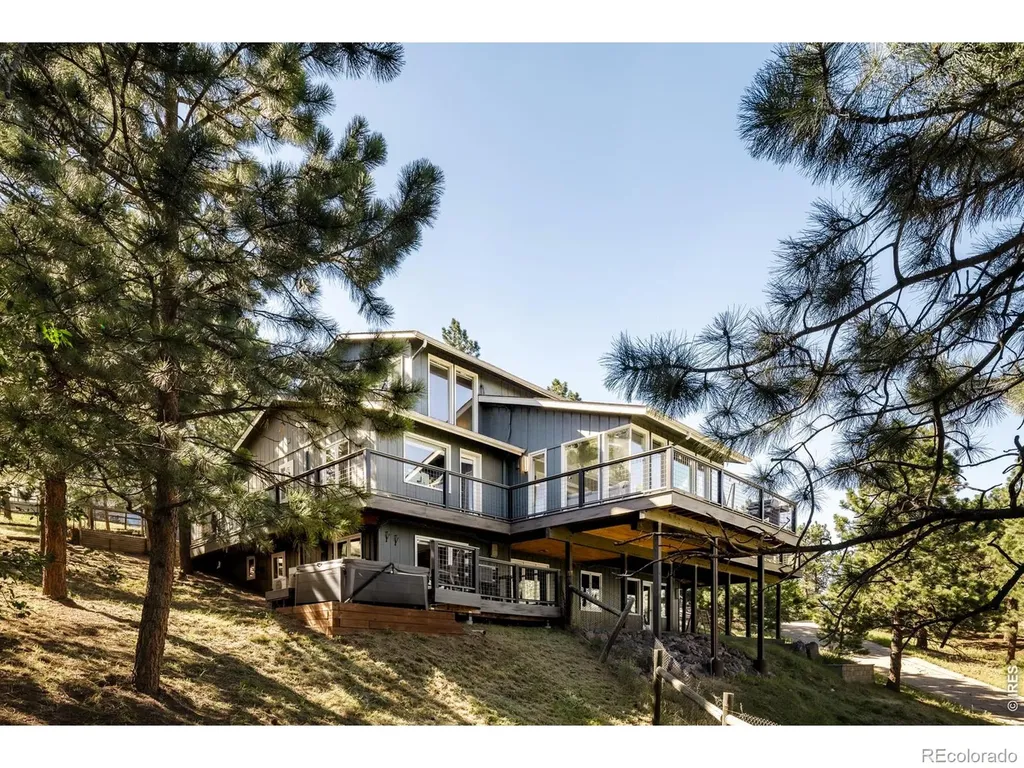 252 Pine Tree Lane Boulder CO 80304