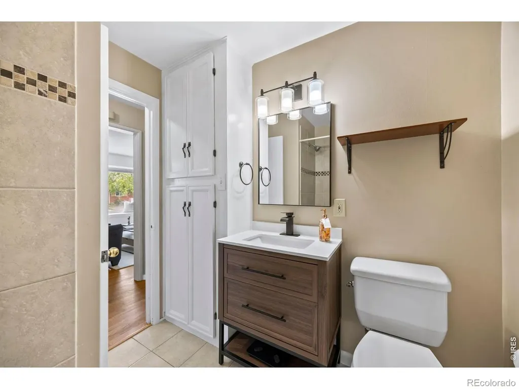 2631 S Newton Street Denver CO 80219