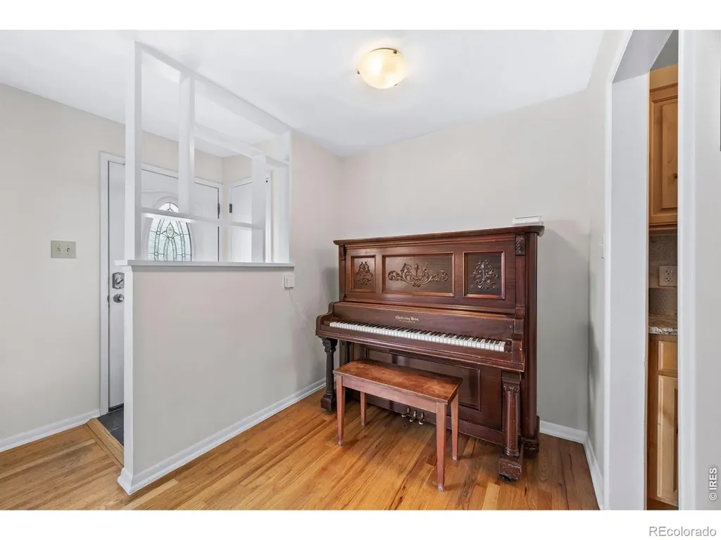 2631 S Newton Street Denver CO 80219