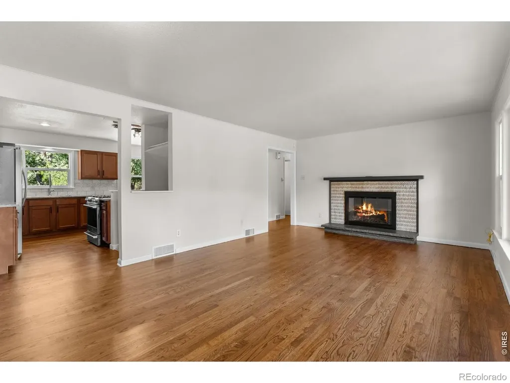 1303 8th Avenue Longmont CO 80501