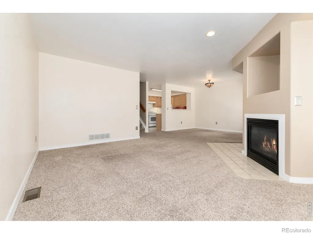 1419 Red Mountain Drive Longmont CO 80504