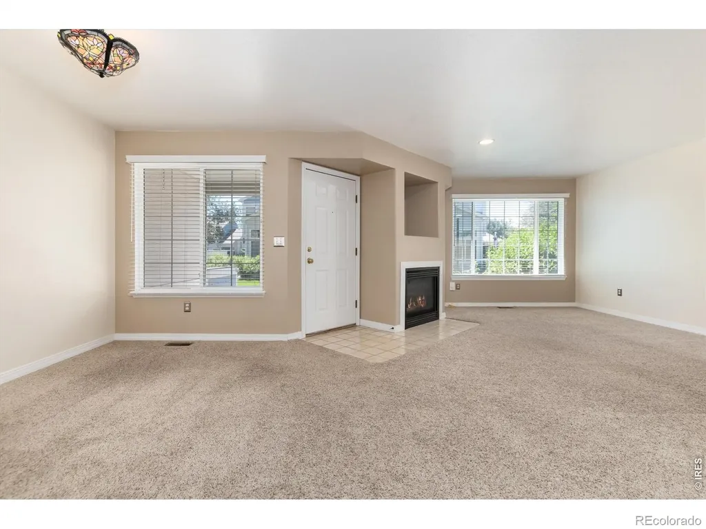 1419 Red Mountain Drive Longmont CO 80504