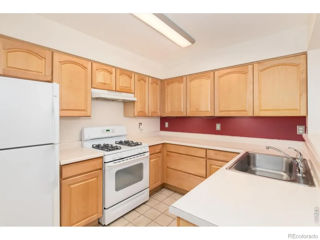 1419 Red Mountain Drive Longmont CO 80504