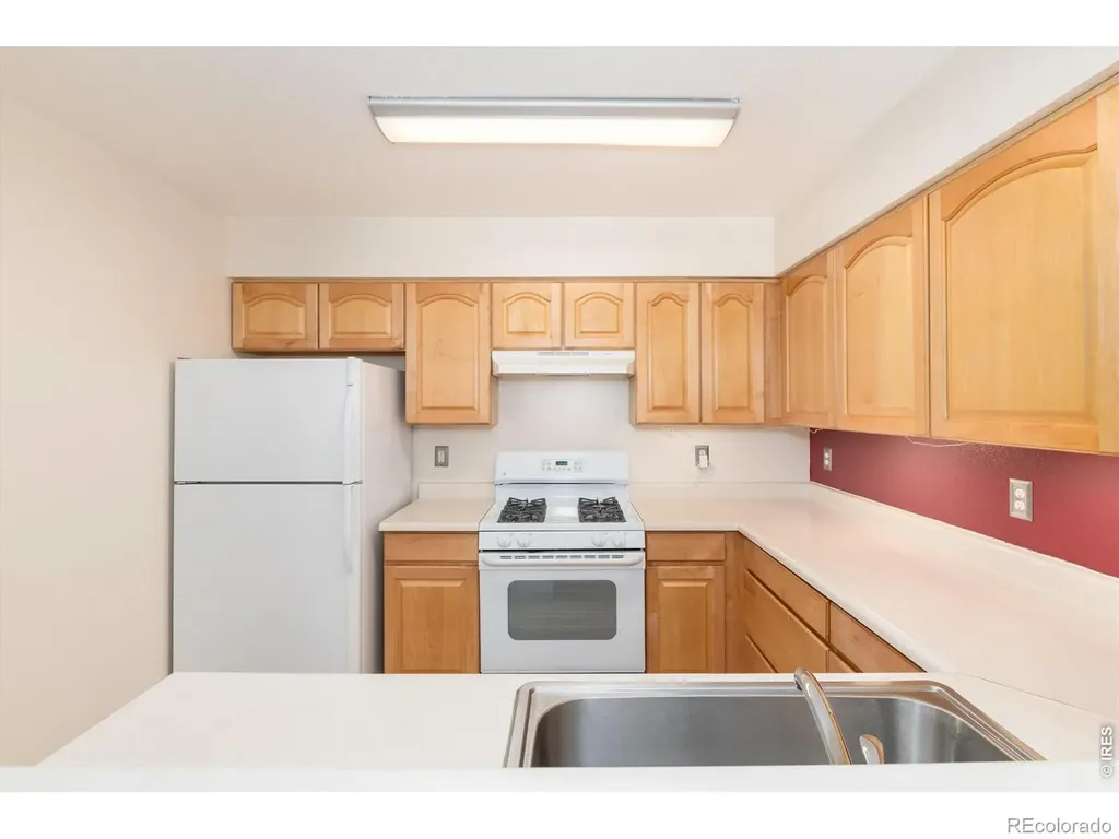 1419 Red Mountain Drive Longmont CO 80504