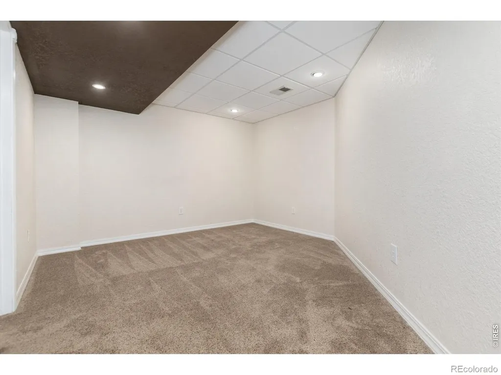 1419 Red Mountain Drive Longmont CO 80504