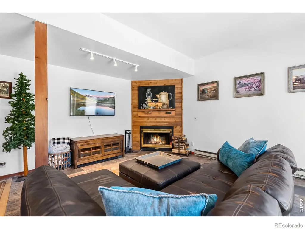 93 Last Chance Lane Keystone CO 80435