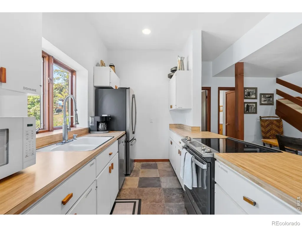 93 Last Chance Lane Keystone CO 80435