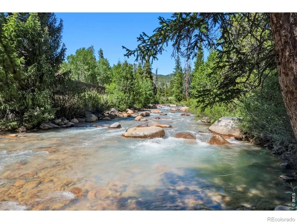 93 Last Chance Lane Keystone CO 80435