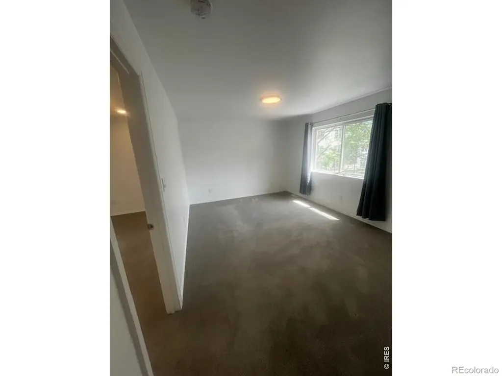 2142 Meadow Court Longmont CO 80501
