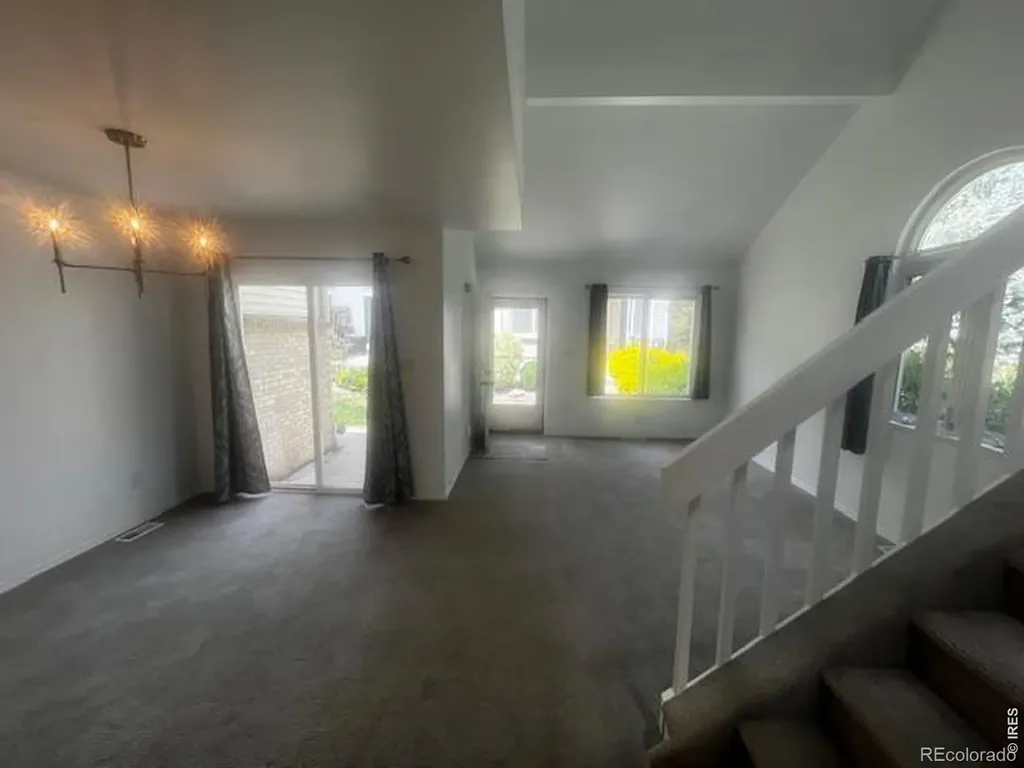 2142 Meadow Court Longmont CO 80501