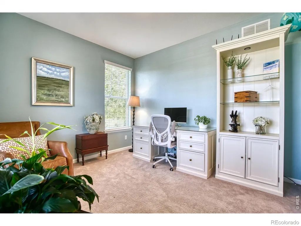 4933 Eagan Circle Longmont CO 80503