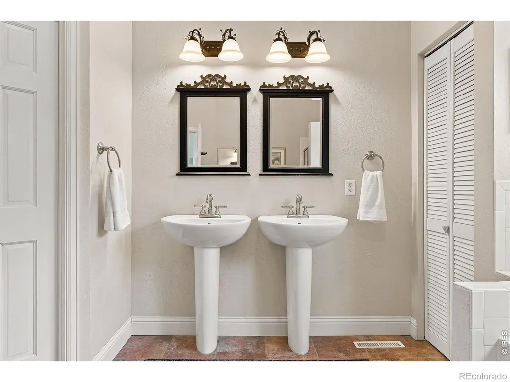 2365 Juniper Avenue Boulder CO 80304