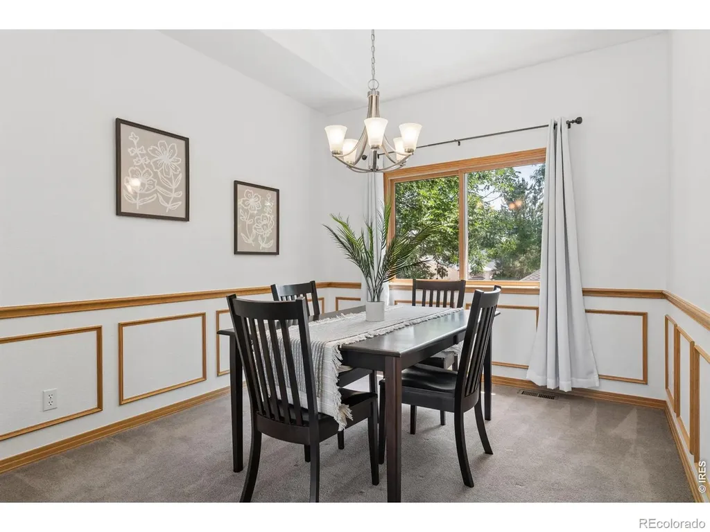 2413 Willow Lane Longmont CO 80503