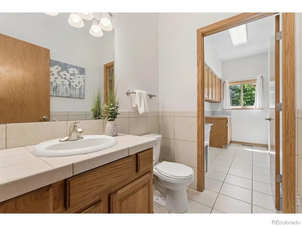 2413 Willow Lane Longmont CO 80503