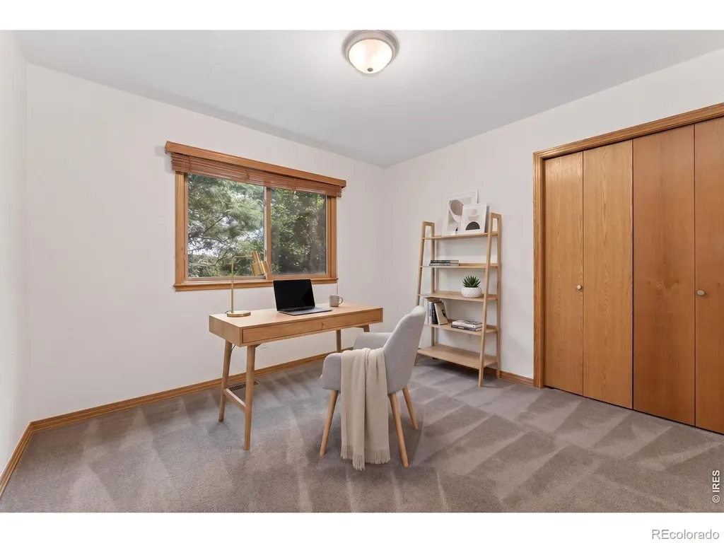 2413 Willow Lane Longmont CO 80503