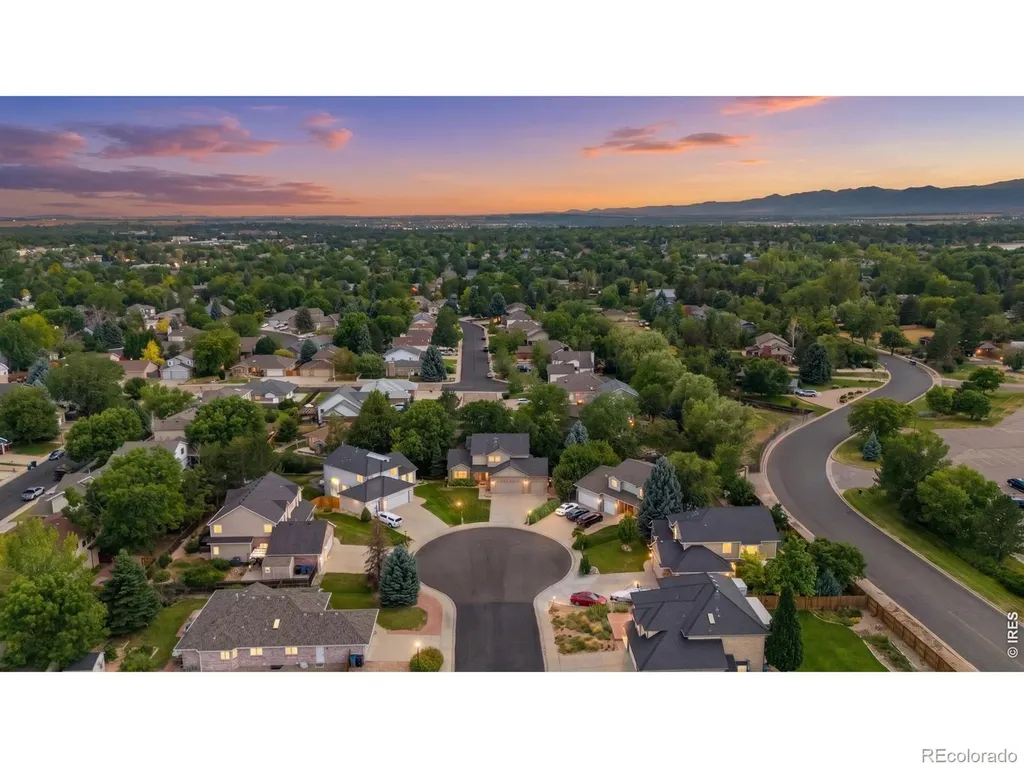 2413 Willow Lane Longmont CO 80503