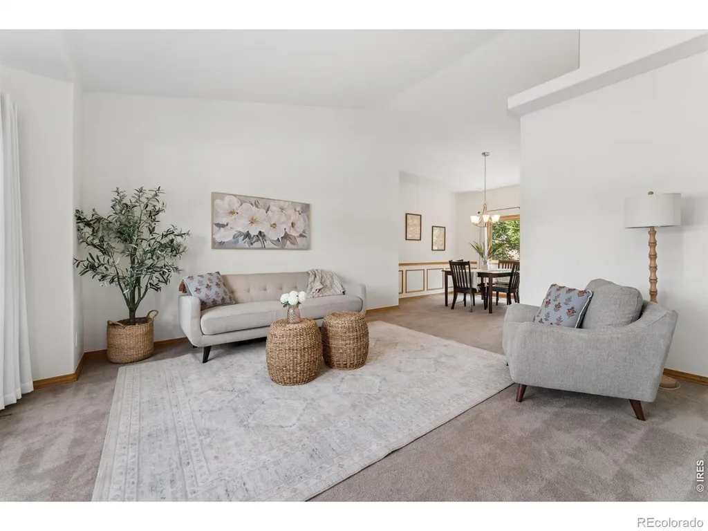 2413 Willow Lane Longmont CO 80503